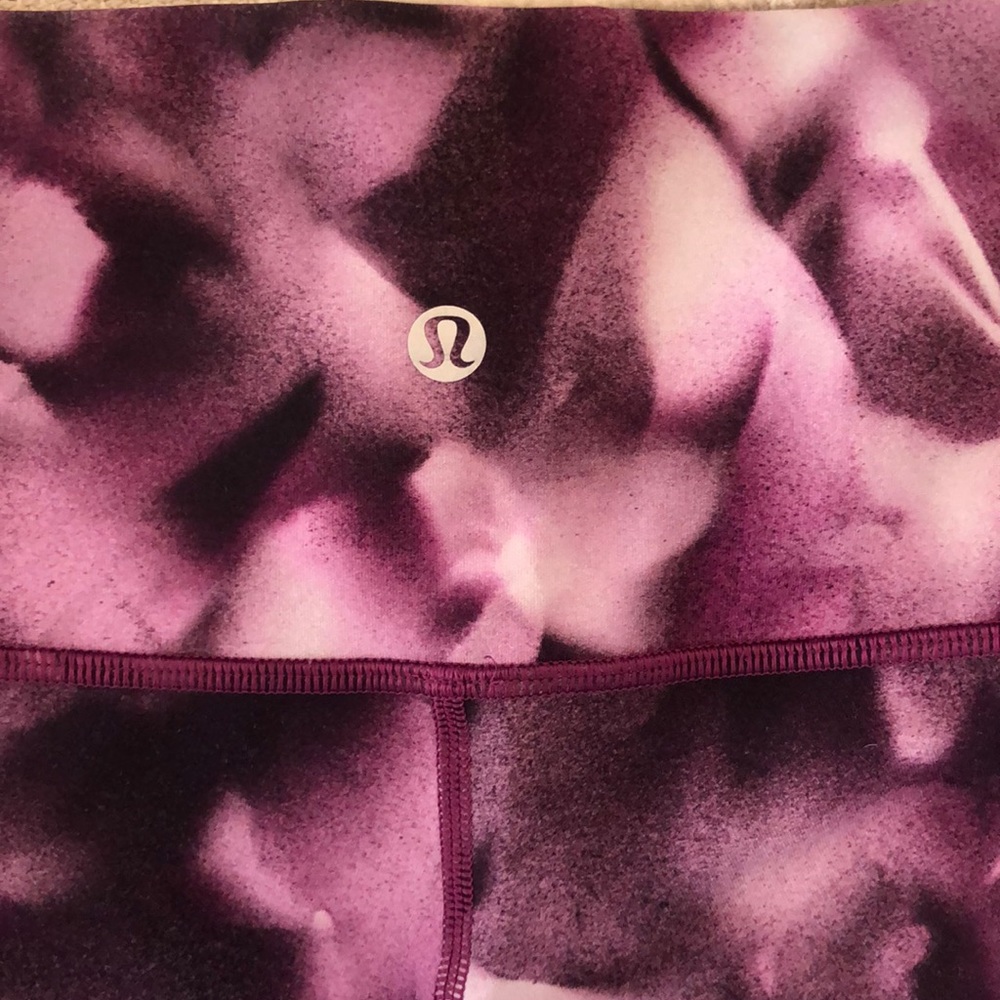 Lululemon Wunder Under High Rise crops - Picture 2 of 6